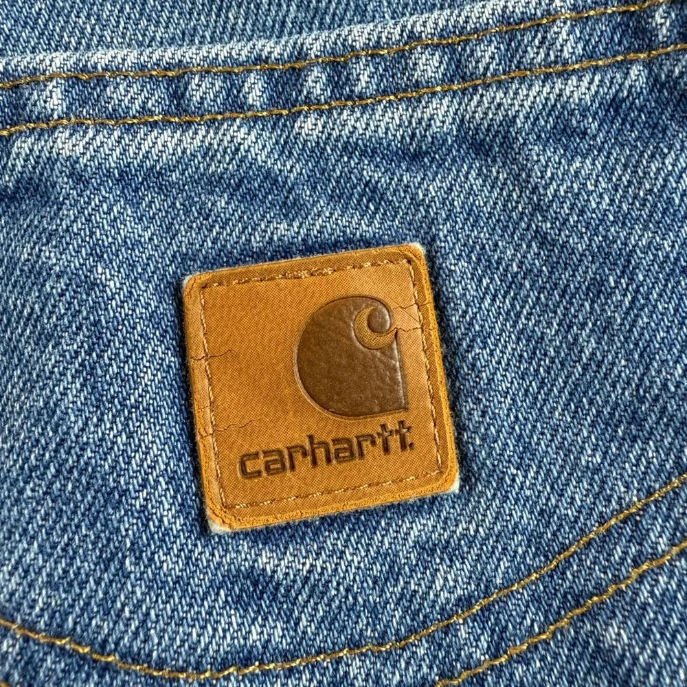 Carhartt Men's Jeans Relaxed Fit Size 40X30 Medium Wash‎ 100% Cotton